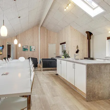 8 Bedroom Beautiful In Holiday home
